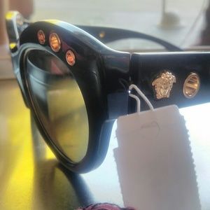 *Authentic* Versace sunglasses NWT